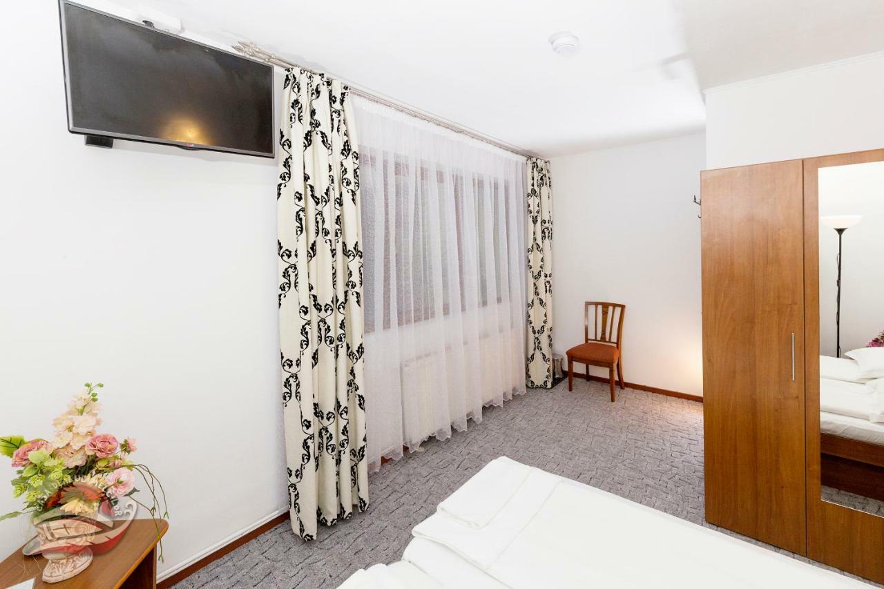 Casa Dealul Melcilor Hotel Braszów Zewnętrze zdjęcie