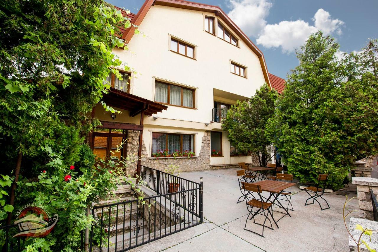 Casa Dealul Melcilor Hotel Braszów Zewnętrze zdjęcie