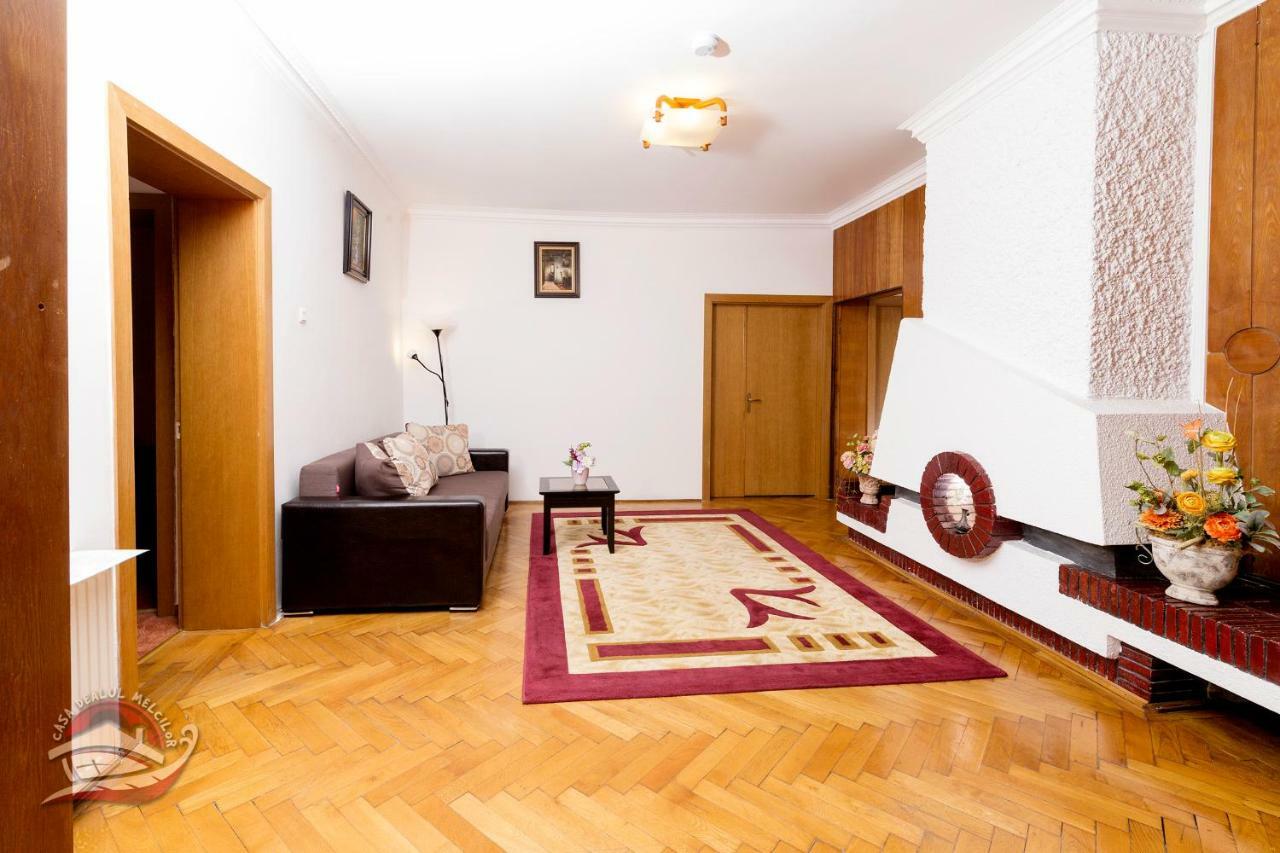 Casa Dealul Melcilor Hotel Braszów Zewnętrze zdjęcie