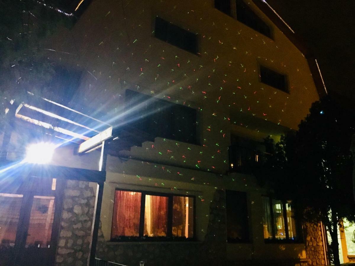 Casa Dealul Melcilor Hotel Braszów Zewnętrze zdjęcie